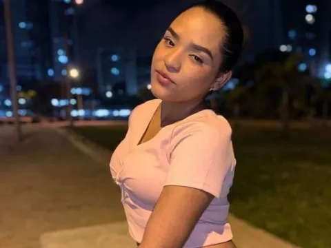 hot live sex model AishaMontana