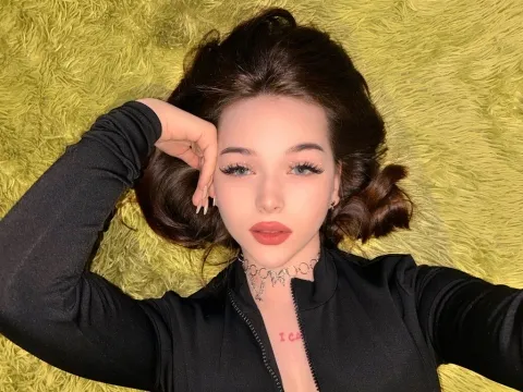 Brazilian wax model AliceAdkins