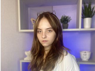amateur teen sex model AmayaFord