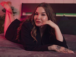 web chat live model AnikaFarley