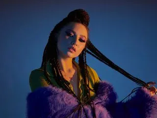 live sex chat model AnnBenzo