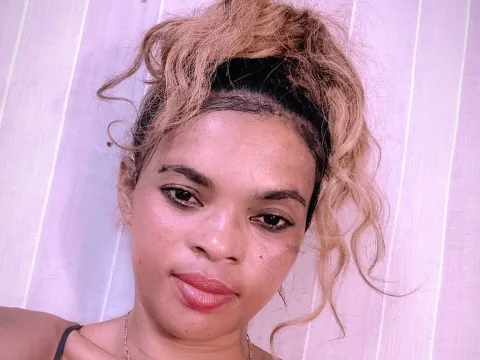 rock bitch model AnniahOmie