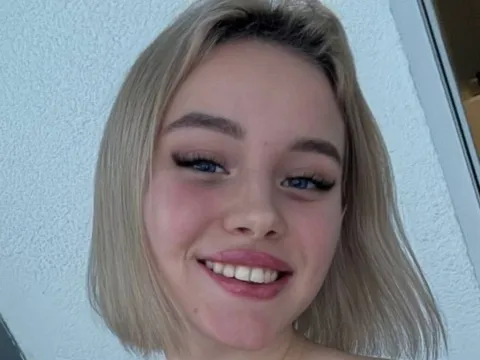 hot nude chat model AnnyJasmin
