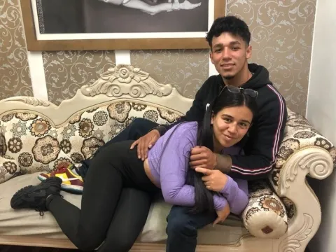 friends live sex model ApoloAndLuna