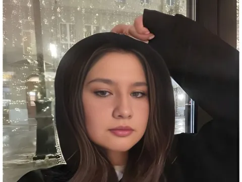 jasmin webcam model ArletteAliff