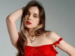 live sex model AveryFisher