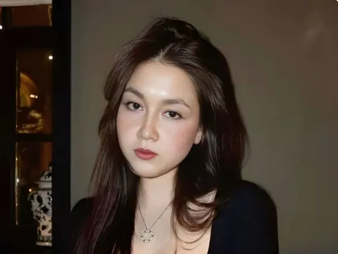 hollywood porn model BreeBolling
