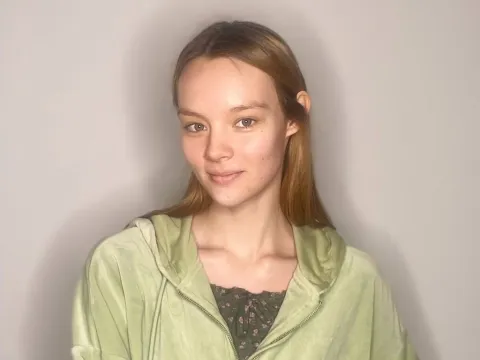 video chat and pics model BrittFlitton
