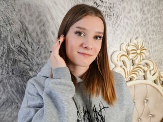 sexy webcam chat model CarolineBateman