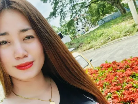 live sex experience model CattleyaAnn