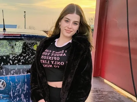 amateur teen sex model CelineMiless