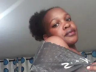 modelo de afro bitch bang ChristineReide