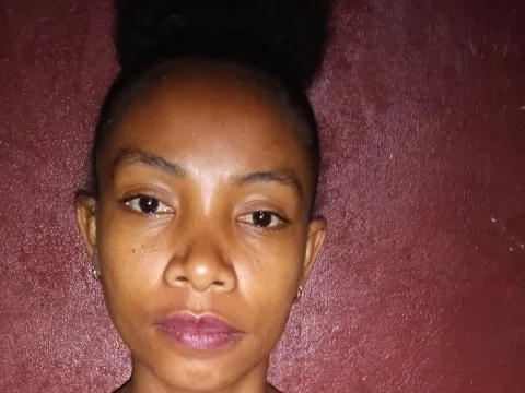 modelo de afro bitch bang ClauricaRandrina