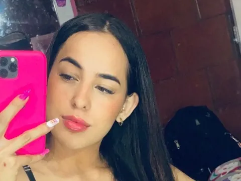 chat live model DanielaCorrea