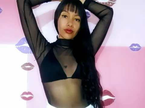live sex talk model DanielaUzcategui