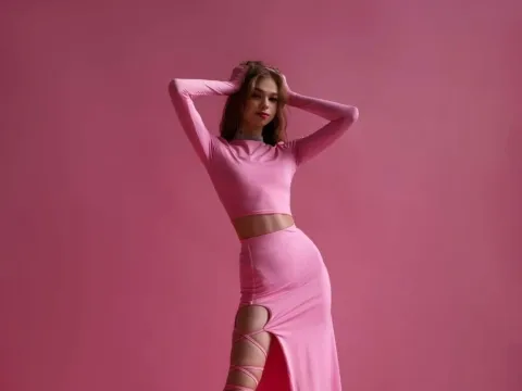video chat and pics model EllaBentley