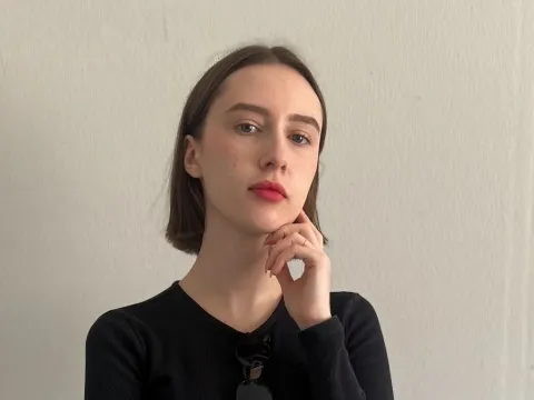video live chat model ElviaBoggus
