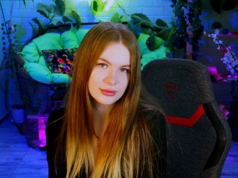 hot live chat model EmiliaWalenter