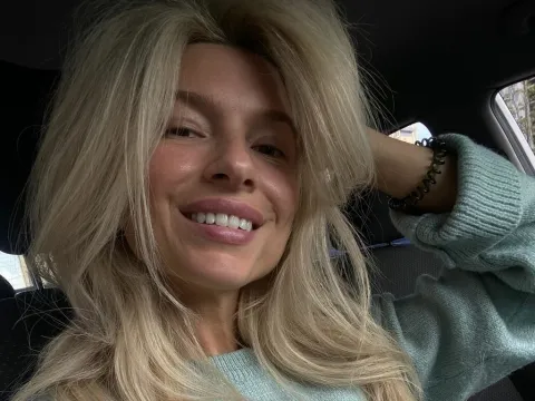 video live sex model EmiliyaNils