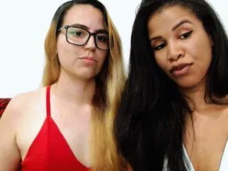 modelo de afro bitch bang EmilyAndGabi