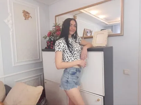 webcam show model EmmaCarano