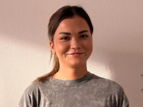 adult video model EsmaCaudle