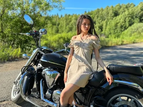 live cam sex model EvaMugler