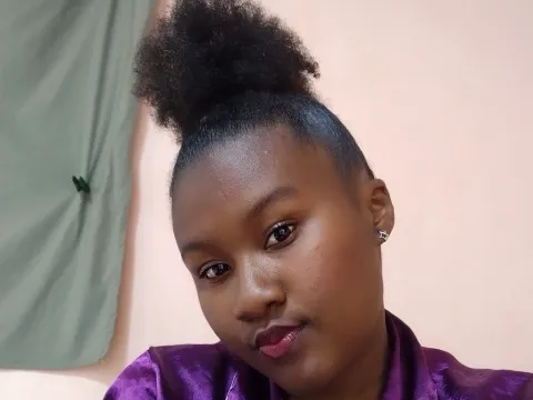 webcam show model FanirisoaEmina
