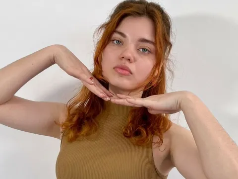 live sex woman model GuinevereConner