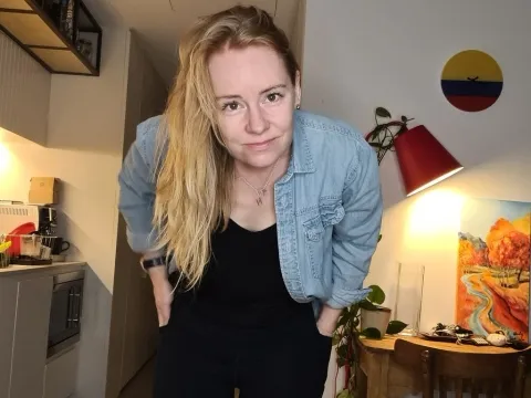 rock bitch model HeyloJesso