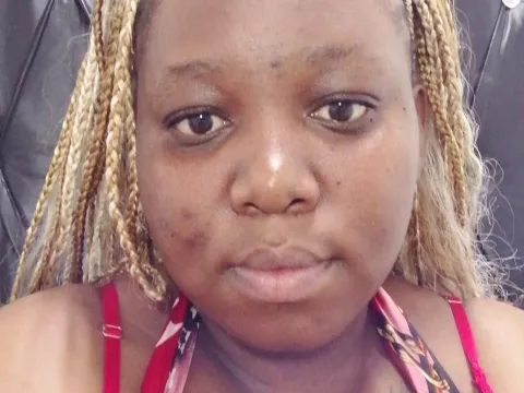 wet pussy model JoyceMokutu