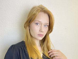 adult videos model JulianaDace