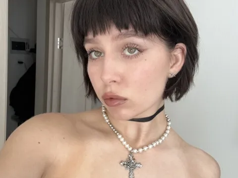 live sex talk model JuneBlack