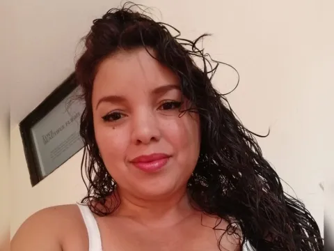 live web chat model KattyArias