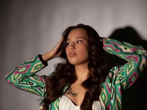 hollywood porn model KendraBenny
