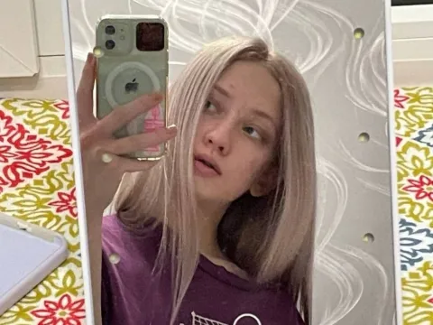 video dating model KendraCouch