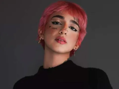 live nude sex model KlaireSavage