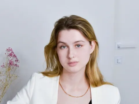 hot sex cam model LikaMurray