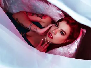 video dating model LilaRousse