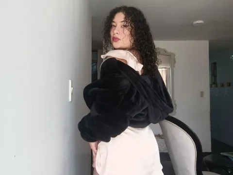 adult sex cam model LilithRojas