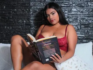 adult sex cam model LillitCooper
