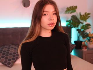horny live sex model LillyShein