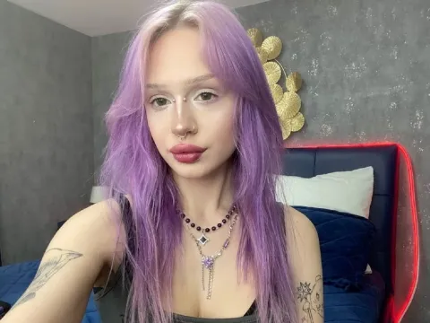 nude webcam chat model LiluWilliams