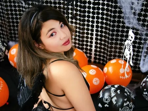 nude webcam chat model LizzaBoller