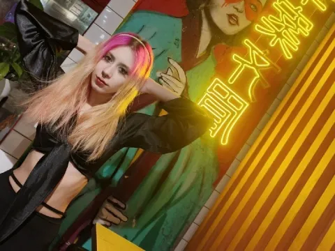 in live sex model LolaLevvis