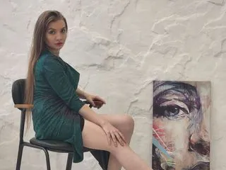 live oral sex model LoraAnna