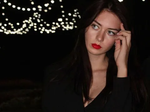 cam live sex model LuciaBenoit