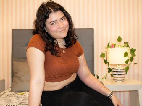 jasmine video chat model LuciaRamos