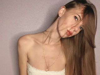 live video chat model LuizaVulf
