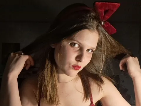 nude teen model MaidaDutch
